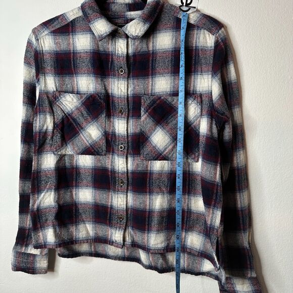 Black Red Blue White Plaid Cropped Long Sleeve Flannel Button Down Shirt M - Picture 9 of 11